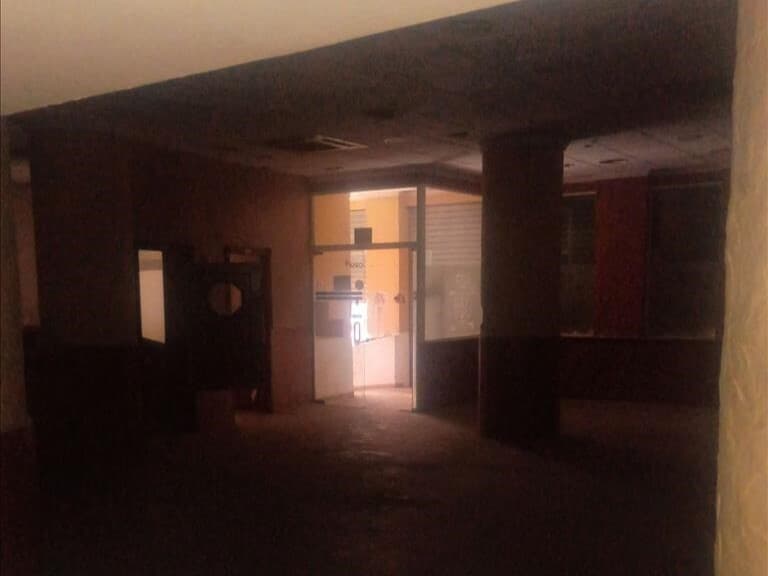 Local en Cartagena en venta - Foto del edificio - Imagen 3 de 5