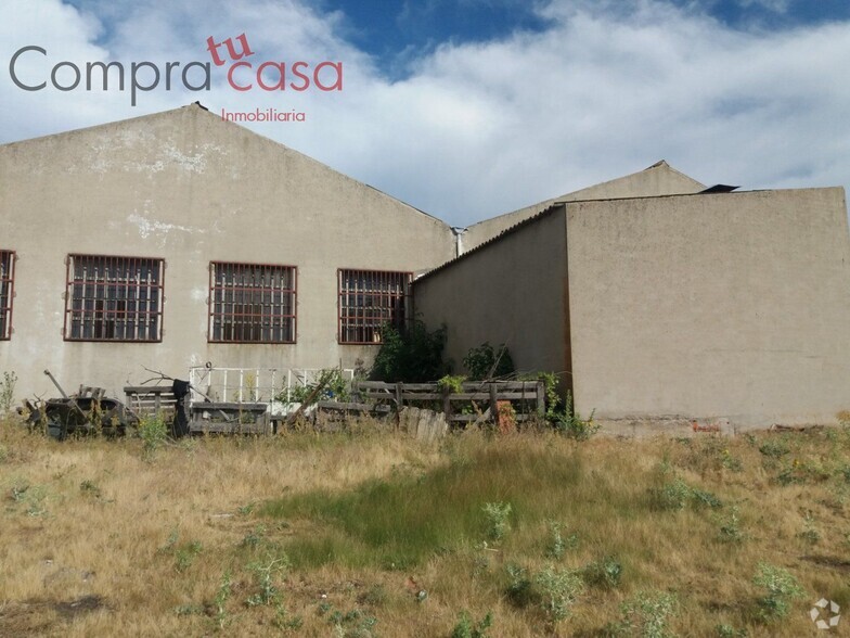 Naves en Cantalejo, Segovia en alquiler - Foto del edificio - Imagen 3 de 10