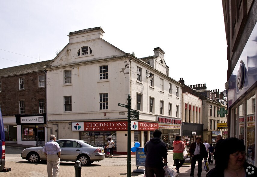 163-165 High St, Arbroath en venta - Foto del edificio - Imagen 2 de 9