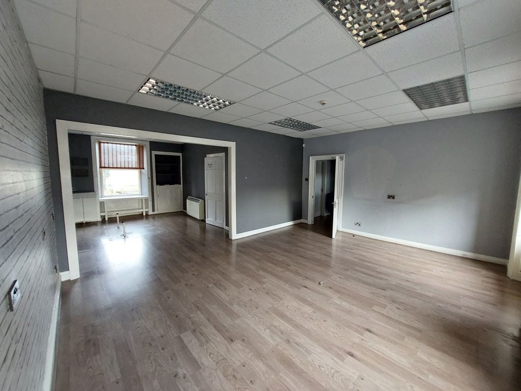 73 Bonnygate, Cupar, FIF KY15 4BY - Unidad 73 -  - Foto del interior - Image 2 of 2