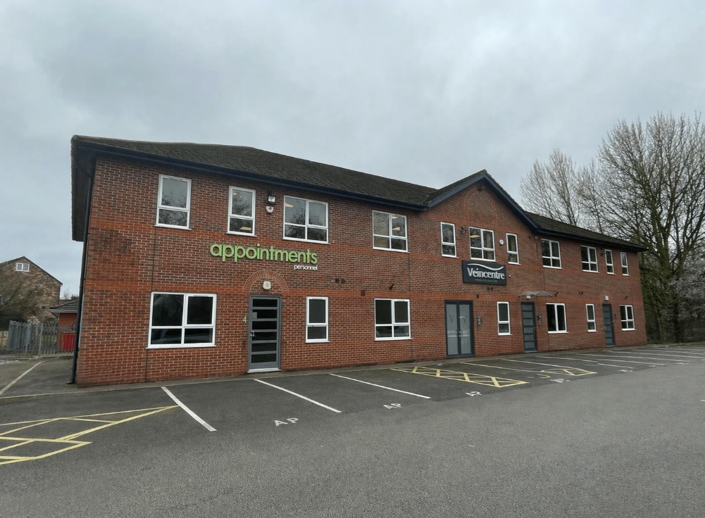 Lyme Dr, Stoke On Trent en alquiler Foto del edificio- Imagen 1 de 7