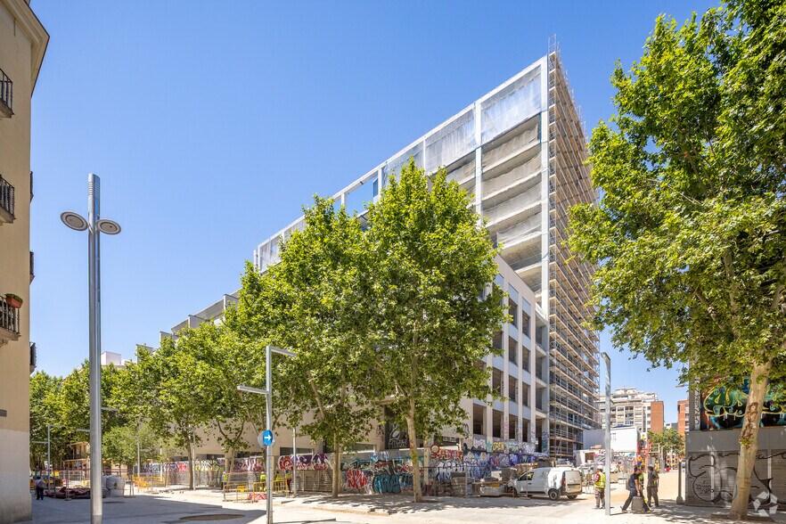 Carrer De Vila I Vilà, 40-44, Barcelona, Barcelona en alquiler - Foto del edificio - Imagen 3 de 15