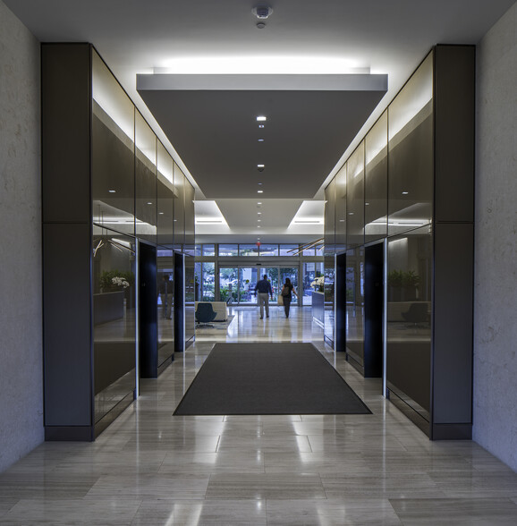 777 S Flagler Dr, West Palm Beach, FL en alquiler - Lobby - Imagen 3 de 13