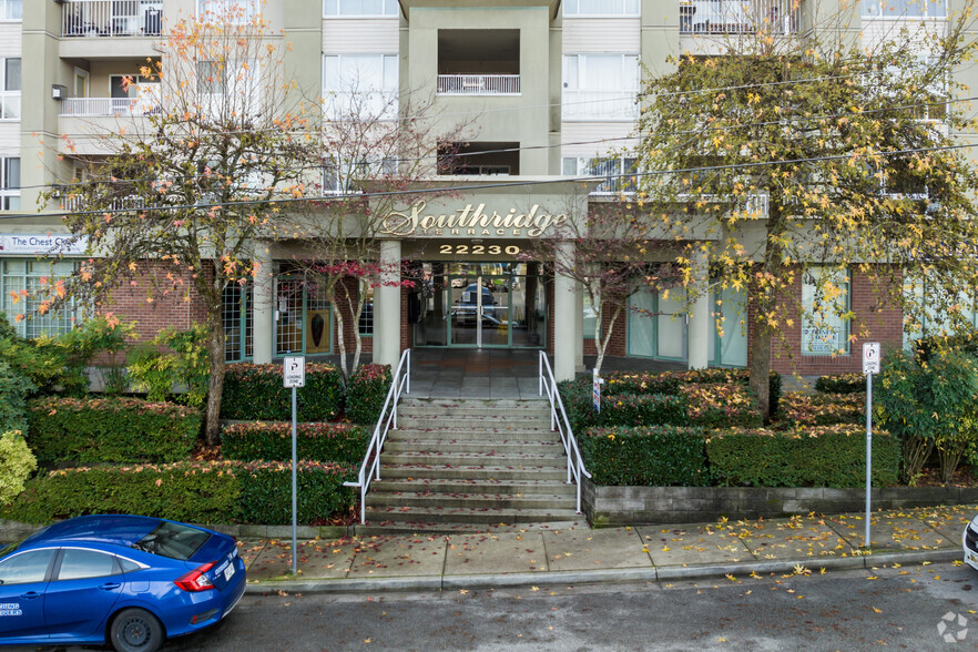 22230 North Ave, Maple Ridge, BC en venta - Foto del edificio - Imagen 3 de 6