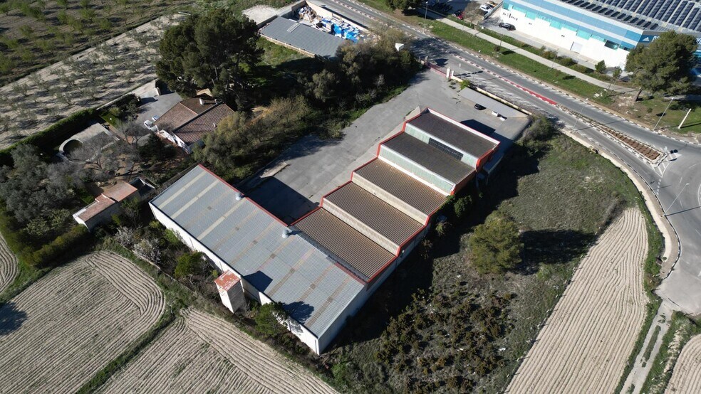 Nave en Onil en venta - Vista aérea - Imagen 3 de 8
