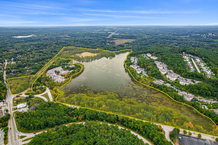 300 Ames Pond Dr, Tewksbury, MA en venta - Foto del edificio - Imagen 1 de 9