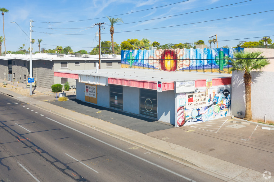 724 W Indian School Rd, Phoenix, AZ en alquiler - Foto del edificio - Imagen 2 de 9