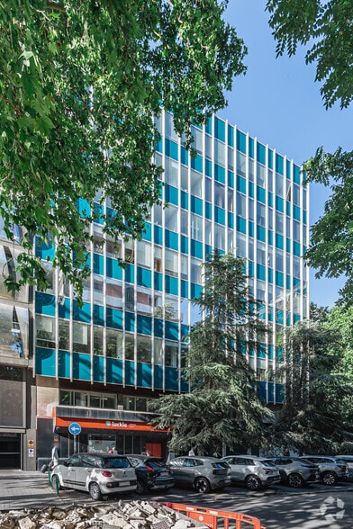 Calle José Lázaro Galdiano, 4, Madrid, Madrid en alquiler - Foto del edificio - Imagen 3 de 4