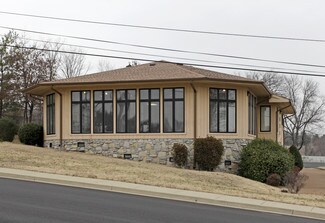 Más detalles de 628 W Due West Ave, Madison, TN - Oficina en venta