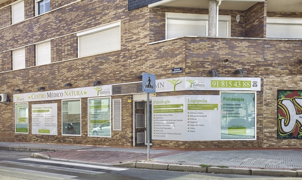 Calle Jaral, 1, Villanueva del Pardillo, Madrid en venta - Foto del edificio - Imagen 2 de 25