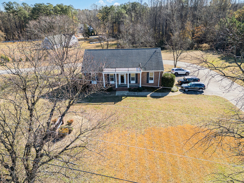 2228 N Main St, Fuquay Varina, NC en venta - Foto del edificio - Imagen 2 de 27