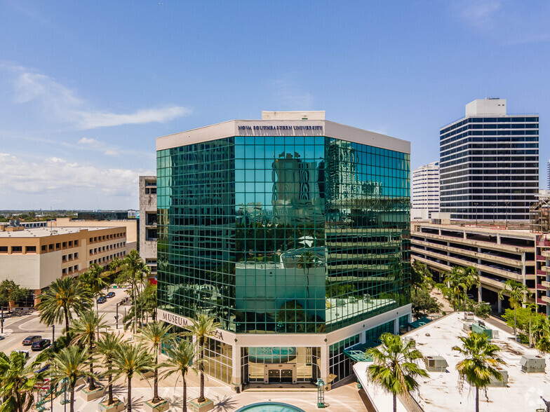 200 S Andrews Ave, Fort Lauderdale, FL en alquiler - Foto del edificio - Imagen 3 de 28