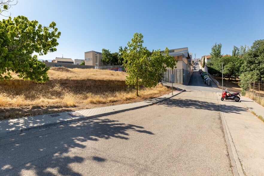 Camino Cementerio, 2, Villa de Otura, Granada en venta - Foto del edificio - Imagen 2 de 14