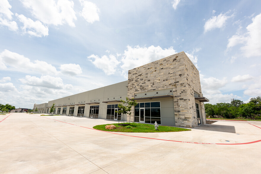 2006 Rivery, Georgetown, TX en alquiler - Foto del edificio - Imagen 3 de 20