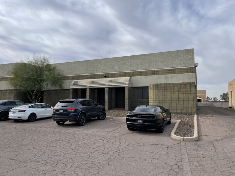 5238 S 31st Pl, Phoenix, AZ en alquiler - Foto del edificio - Imagen 1 de 6