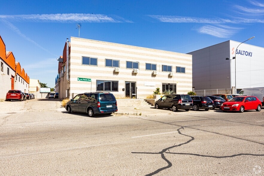 Nave en Móstoles, Madrid en venta - Foto del edificio - Imagen 2 de 4