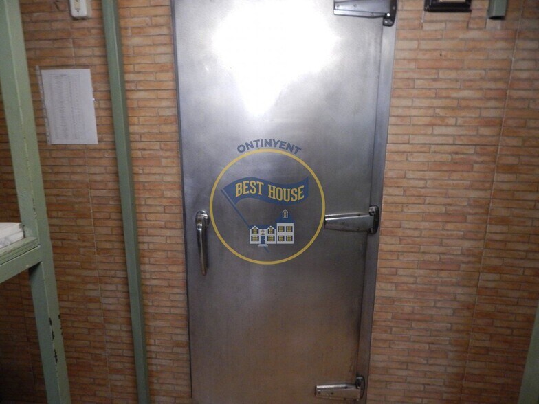 Local en Ontinyent, Valencia en alquiler - Foto del edificio - Imagen 1 de 8