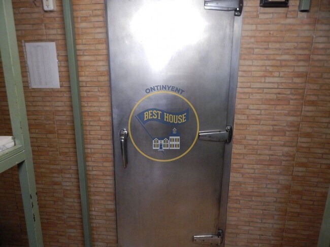 Más detalles de Local en alquiler