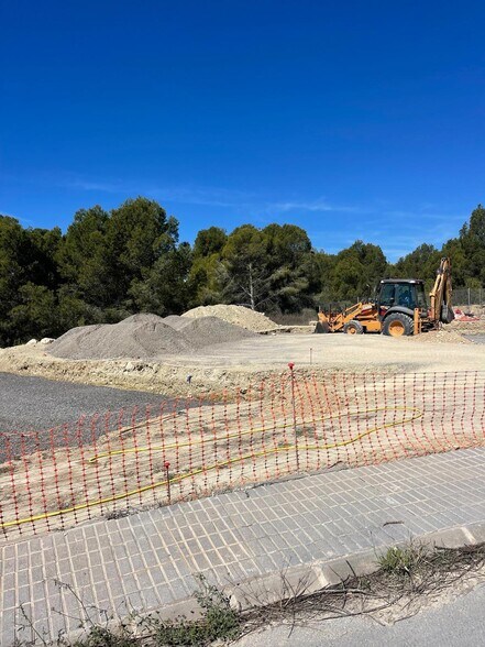 Terreno en L'Alfàs del Pi, Alicante en venta - Foto del edificio - Imagen 3 de 11