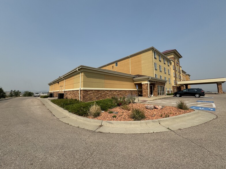 1333 N Elk Vale Rd, Rapid City, SD en alquiler - Foto del edificio - Imagen 3 de 23