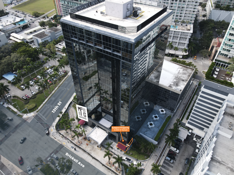 1200 Brickell Ave, Miami, FL en venta - Foto del edificio - Imagen 3 de 14