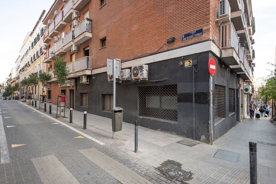 Edificio residencial en Madrid, Madrid en venta - Foto del edificio - Imagen 1 de 3