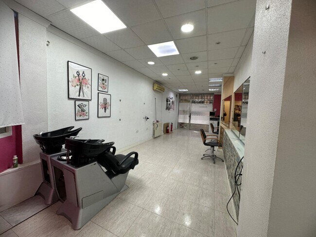 Más detalles de Local en alquiler