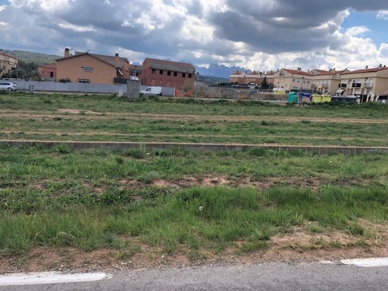 Terreno en Sant Salvador de Guardiola, Barcelona en venta - Foto del edificio - Imagen 2 de 14
