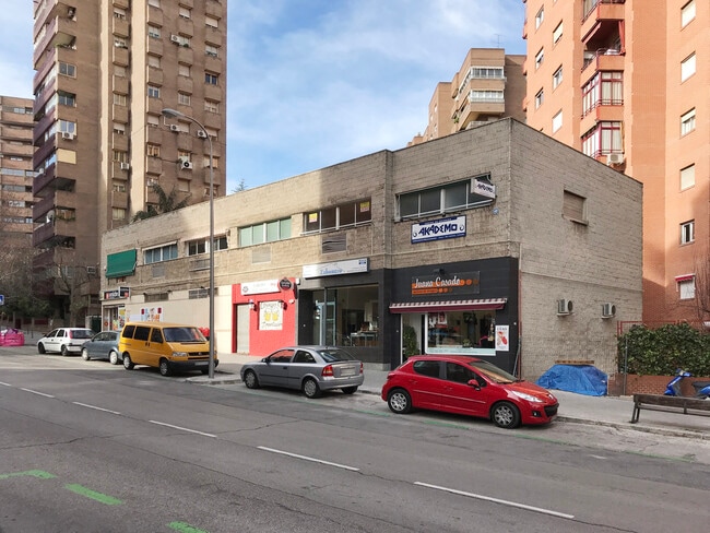 Más detalles de Calle de la Villa de Marín, 13, Madrid - Local en alquiler