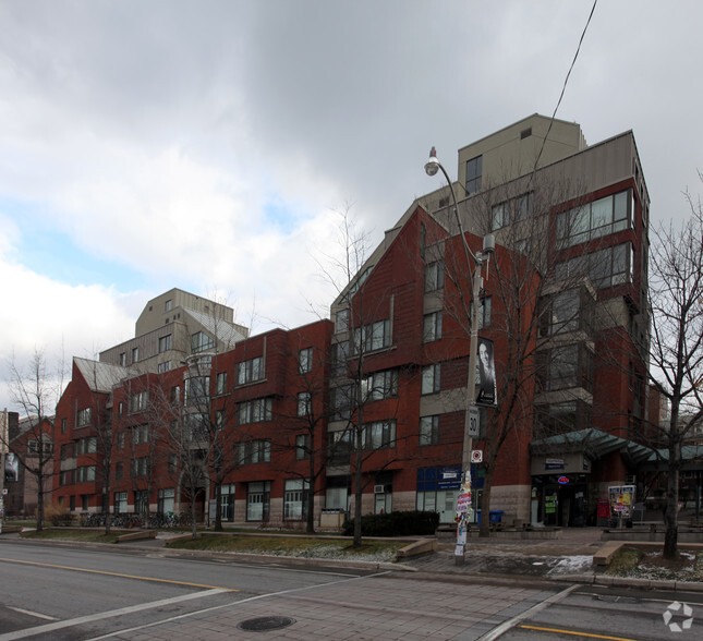 109-117 George St, Toronto, ON en alquiler - Foto del edificio - Imagen 2 de 6