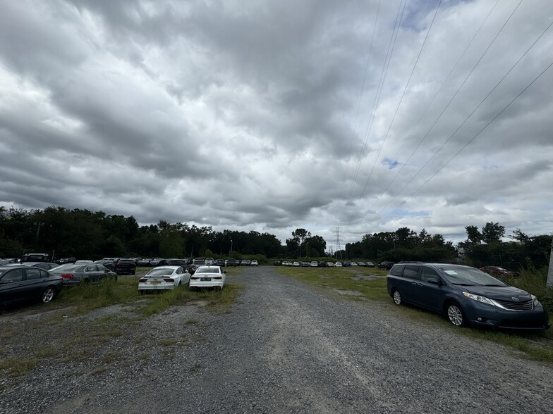 3601 Meeting Street Rd, North Charleston, SC en alquiler - Foto del edificio - Imagen 3 de 3