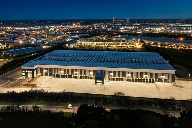 Más detalles de Arterial Rd, Purfleet-On-Thames - Nave en alquiler