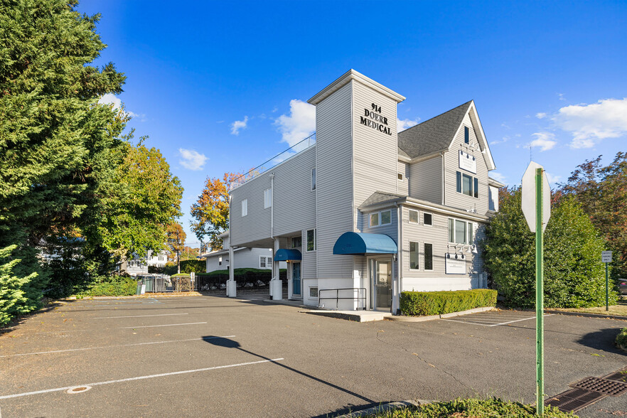 914 Clifton Ave, Clifton, NJ en venta - Foto del edificio - Imagen 1 de 44