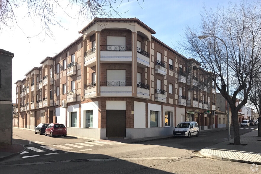 Calle Cáceres, 5, Sonseca, Toledo en venta - Foto del edificio - Imagen 2 de 2