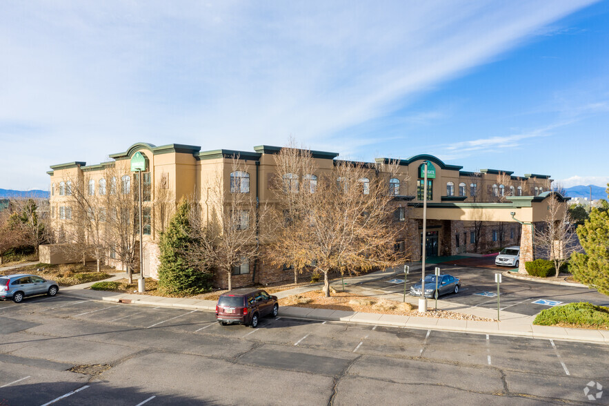 8000 E Peakview Ave, Greenwood Village, CO en venta - Foto del edificio - Imagen 2 de 18