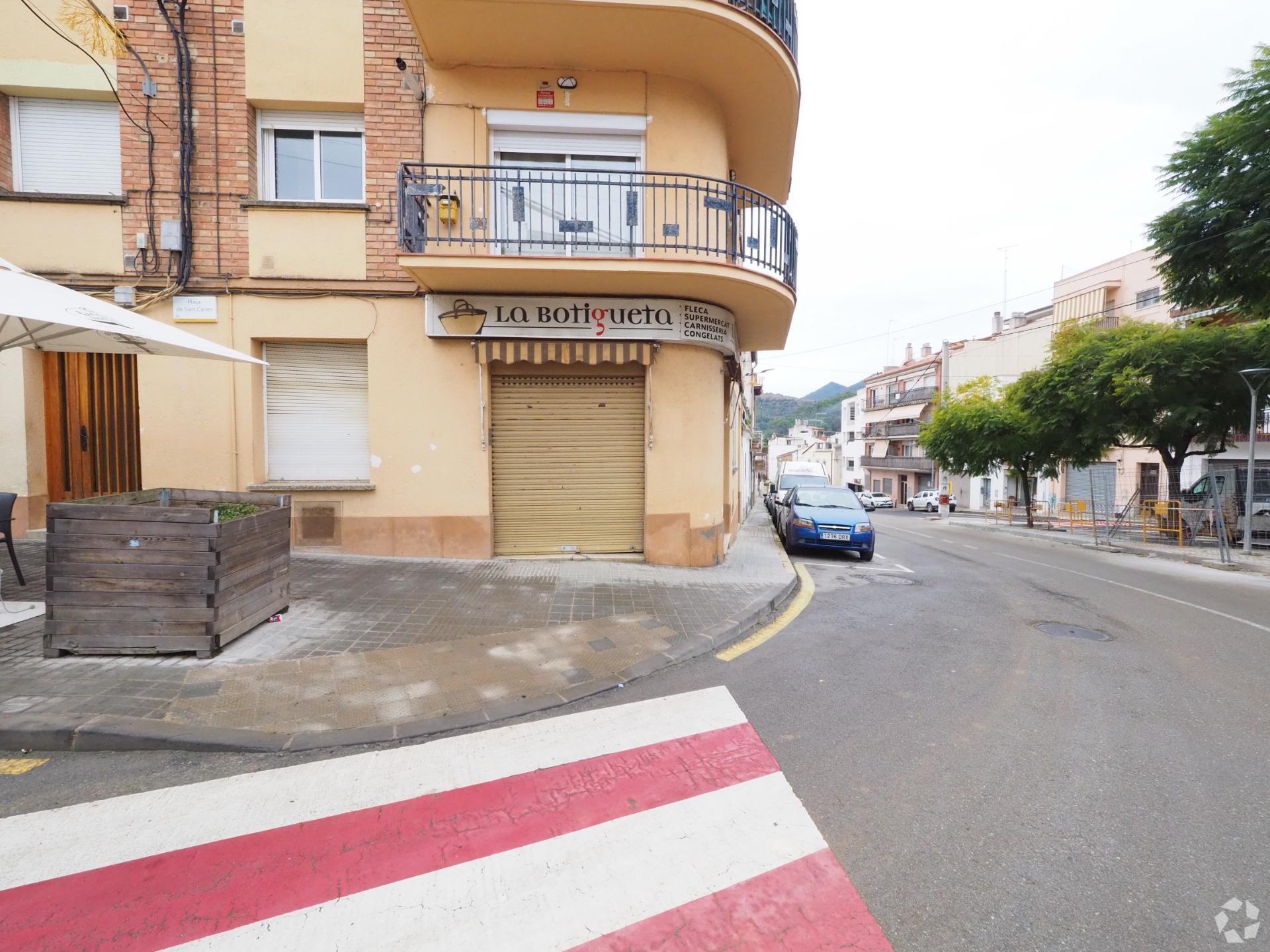 Edificio residencial en Arenys de Munt, Barcelona en venta Foto principal- Imagen 1 de 2