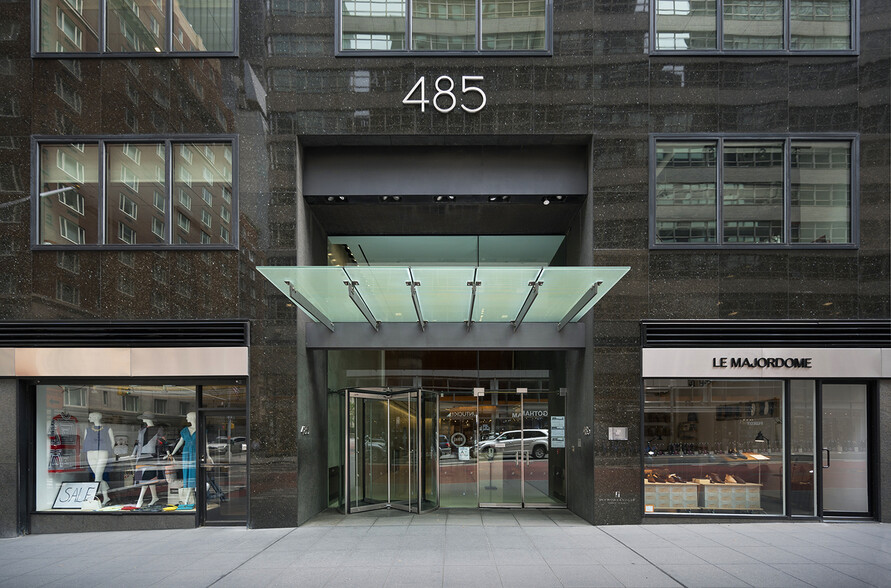 485 Madison Ave, New York, NY en alquiler - Foto del edificio - Imagen 3 de 5