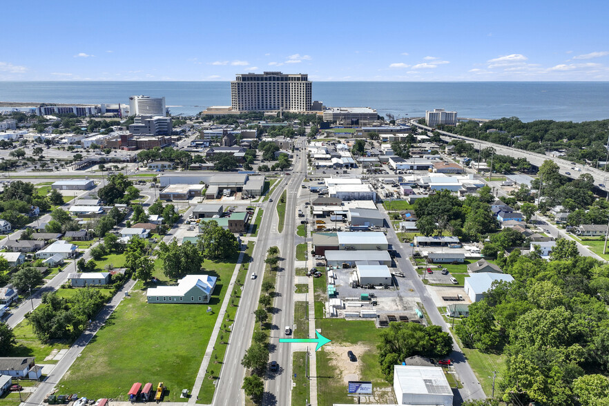 261 Caillavet St, Biloxi, MS en venta - Vista aérea - Imagen 3 de 10