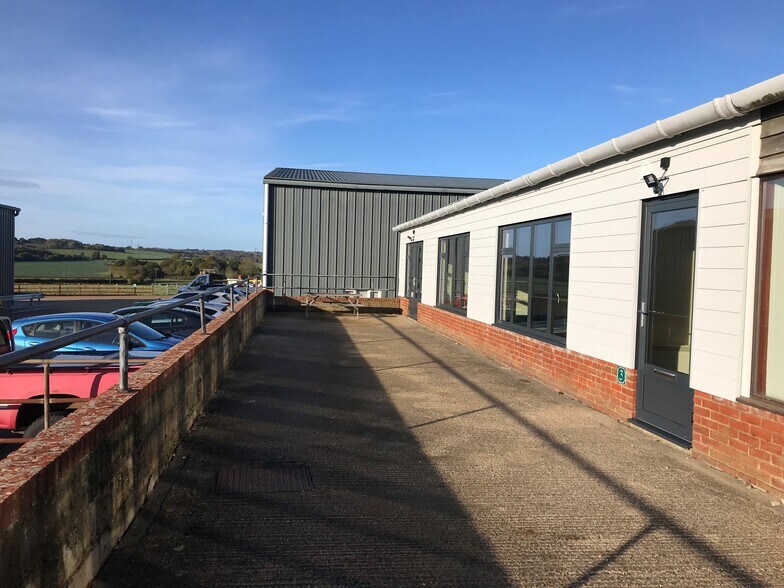 The Long Barn, Norton Farm, Selborne Rd, Alton en alquiler - Foto del edificio - Imagen 2 de 5