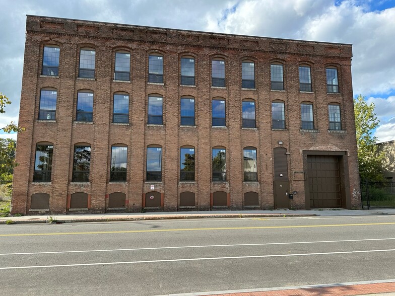 90-84-91 Lamartine St, Worcester, MA en venta - Foto del edificio - Imagen 2 de 14