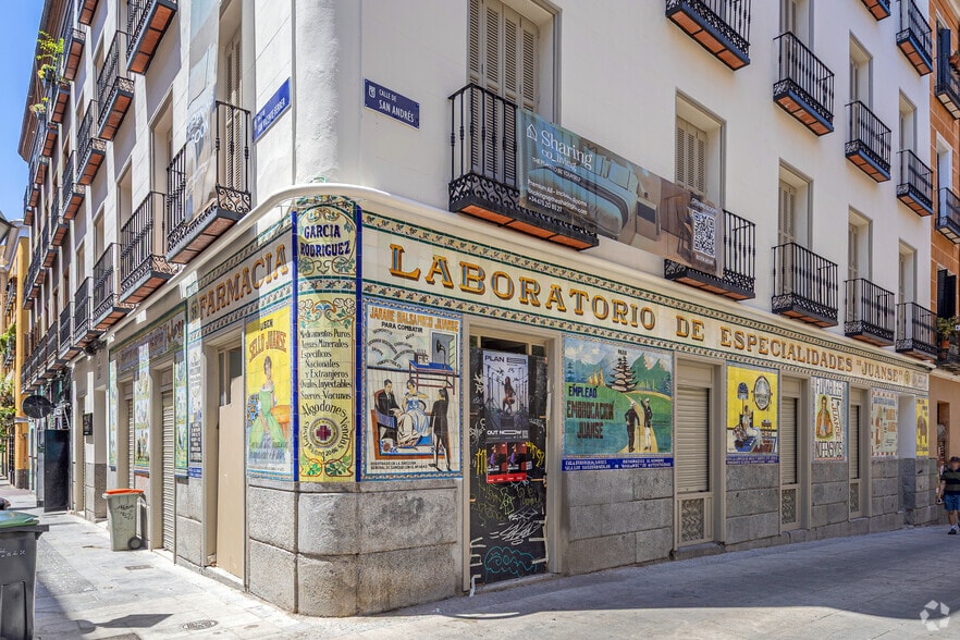 Calle de San Vicente Ferrer, 32, Madrid, Madrid en alquiler - Foto del edificio - Imagen 2 de 3