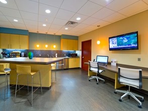 14301 FNB Pky, Omaha, NE en alquiler Foto del interior- Imagen 2 de 6