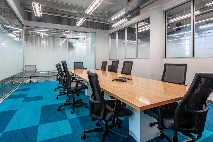 78 John Miller Way, Kearny, NJ en alquiler - Matterport 3D Scan - Imagen 3 de 20