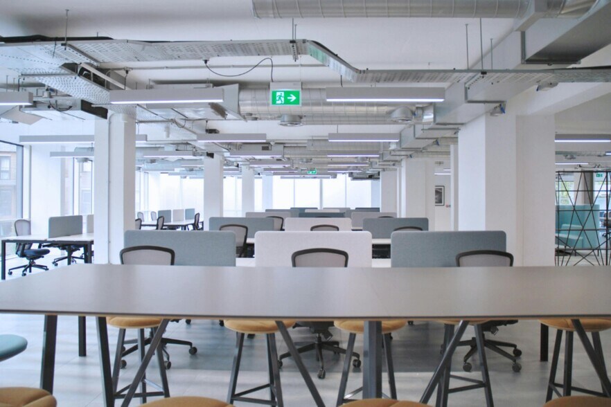 250 Waterloo Rd, London en alquiler - Foto del edificio - Imagen 3 de 17