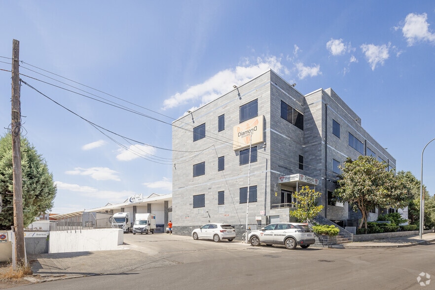 Oficina en Coslada, Madrid en venta - Foto del edificio - Imagen 2 de 3
