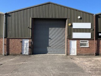 Más detalles de 5 New Rd, Hixon - Nave en alquiler