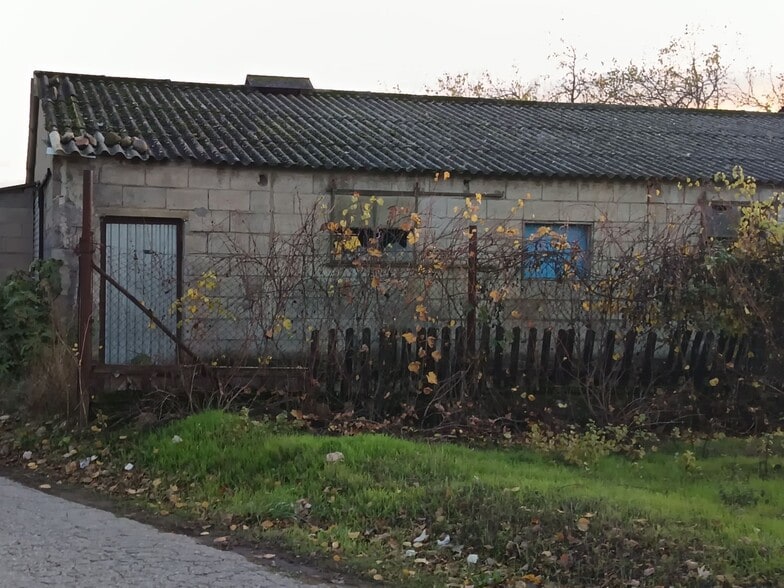 Calle de San Bartolo, 1062, Cacabelos, León en venta - Foto del edificio - Imagen 3 de 7