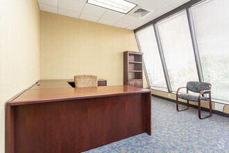 5757 Corporate Blvd, Baton Rouge, LA en alquiler Foto del interior- Imagen 2 de 10