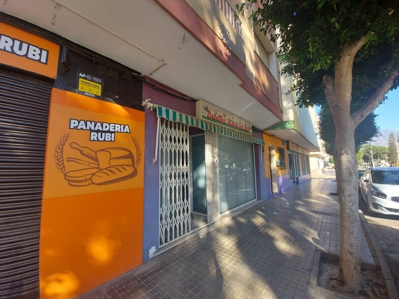 Oasis, El Ejido, Almería en alquiler - Foto del edificio - Imagen 2 de 5