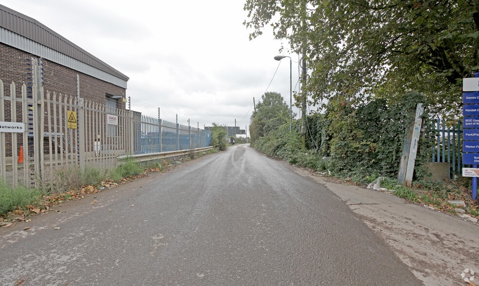 80 River Rd, Barking en alquiler - Foto del edificio - Imagen 2 de 2